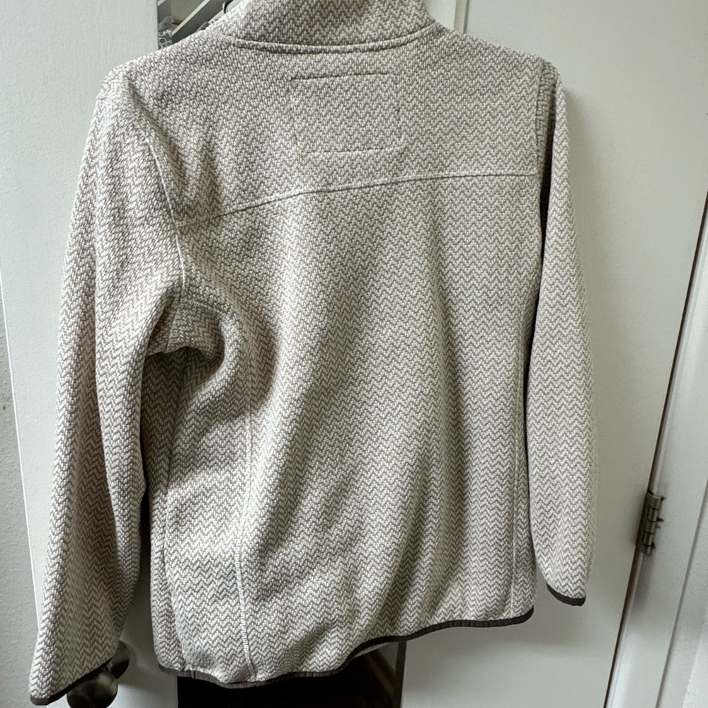 Powder River Pullover - Picture 2 of 3